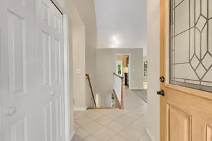 8313 Essex Rd, Chanhassen, MN 55317 - Photo 5