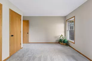14301 Bedford Dr, Eden Prairie, MN 55346 - Photo 19