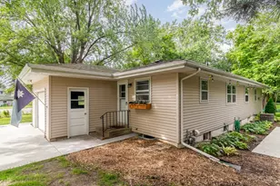 9900 Cedar Lake Rd, Minnetonka, MN 55305 - Photo 21