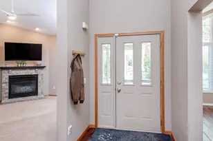 17213 Rogers Rd, Eden Prairie, MN 55347 - Photo 3