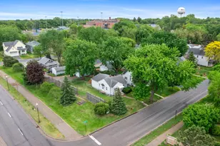 9 Van Buren Ave S, Hopkins, MN 55343 - Photo 11