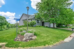 14194 Hidden View Rd NE, Prior Lake, MN 55372 - Photo 5