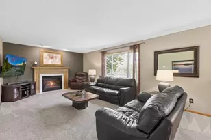 10106 Fernwood Ln N, Champlin, MN 55316 - Photo 11