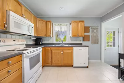 1219 12th Street S, Moorhead, MN 56560 - Photo 9
