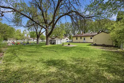 1219 12th Street S, Moorhead, MN 56560 - Photo 3