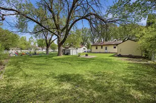 1219 12th St S, Moorhead, MN 56560 - Photo 3