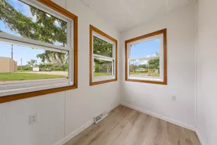 808 E Vine St, Owatonna, MN 55060 - Photo 23