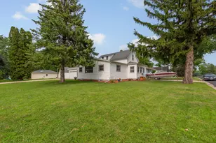 808 E Vine St, Owatonna, MN 55060 - Photo 9