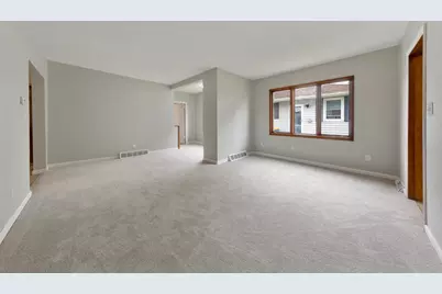 808 E Vine Street, Owatonna, MN 55060 - Photo 7