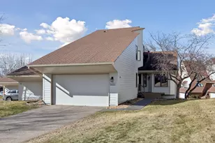 6520 Harbor Pl NE, Prior Lake, MN 55372 - Photo 3