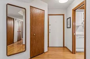 1225 Lasalle Ave, Minneapolis, MN 55403 - Photo 29