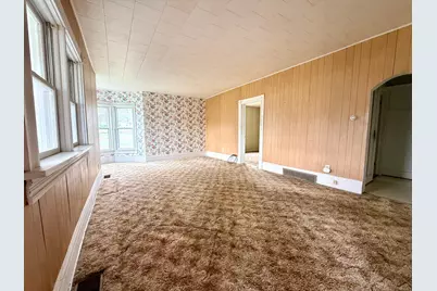 512 S Broadway Street, Spring Valley, MN 55975 - Photo 9