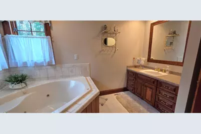 2205 Crabtree Boulevard, International Falls, MN 56649 - Photo 17