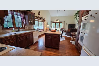 2205 Crabtree Boulevard, International Falls, MN 56649 - Photo 9