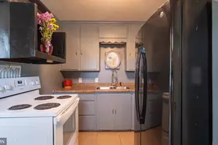911 12th St SE, Rochester, MN 55904 - Photo 5