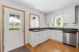 5225 Pennsylvania Ave N, New Hope, MN 55428 - Photo 9