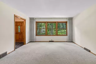 3931 Huntingdon Dr, Hopkins, MN 55305 - Photo 41