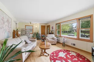 3110 W 82nd St, Bloomington, MN 55431 - Photo 5