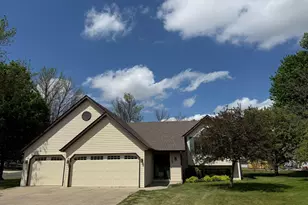 209 4th Ave SW, Medford, MN 55049 - Photo 1