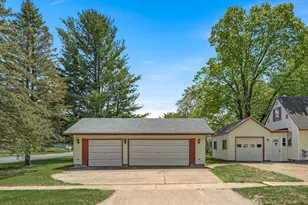 308 20th Ave W, Menomonie, WI 54751 - Photo 3