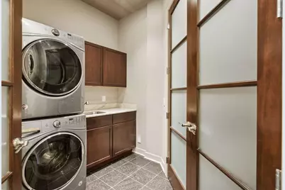 555 Oak Ridge Place #150, Hopkins, MN 55305 - Photo 33