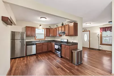 1095 Sims Avenue, Saint Paul, MN 55106 - Photo 9