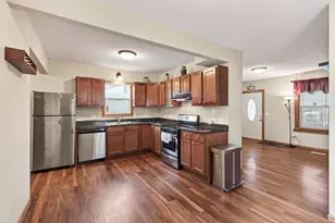 1095 Sims Ave, Saint Paul, MN 55106 - Photo 9