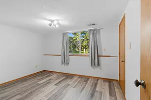 14289 Estates Ave, Apple Valley, MN 55124 - Photo 27