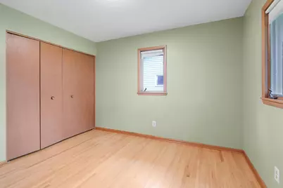 1044 Scott Street S, Shakopee, MN 55379 - Photo 25