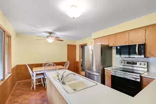 1044 Scott St S, Shakopee, MN 55379 - Photo 19