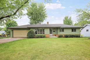 1044 Scott St S, Shakopee, MN 55379 - Photo 1