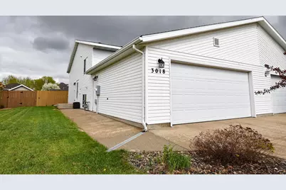 3018 32 Street S, Fargo,  58103 - Photo 1