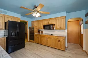 607 Swan St, Le Sueur, MN 56058 - Photo 9