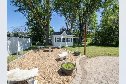 607 Swan Street, Le Sueur, MN 56058 - Photo 27