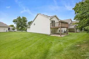6324 Cavell Ct, Brooklyn Park, MN 55428 - Photo 5