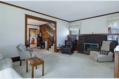 712 N Bridge Street, Chippewa Falls, WI 54729 - Photo 5