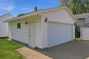 712 N Bridge St, Chippewa Falls, WI 54729 - Photo 35