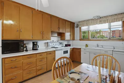 712 N Bridge Street, Chippewa Falls, WI 54729 - Photo 9