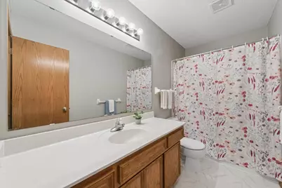 8528 Flamingo Drive, Chanhassen, MN 55317 - Photo 11
