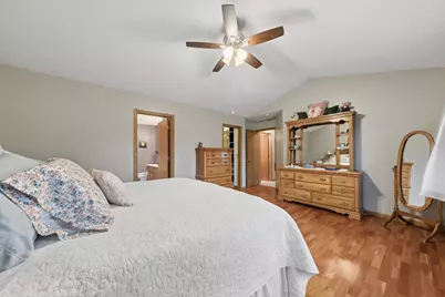 8528 Flamingo Drive, Chanhassen, MN 55317 - Photo 7