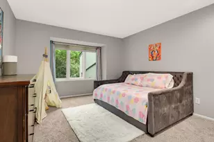 11140 Abbott Ln, Minnetonka, MN 55343 - Photo 19