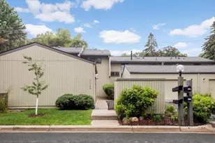 11140 Abbott Ln, Minnetonka, MN 55343 - Photo 23