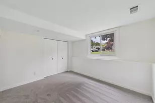 10460 Buckingham Dr, Eden Prairie, MN 55347 - Photo 23