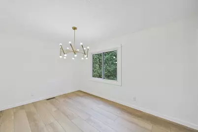 10460 Buckingham Drive, Eden Prairie, MN 55347 - Photo 17
