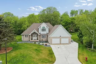 103 Ivy Dr, Woodville, WI 54028 - Photo 1