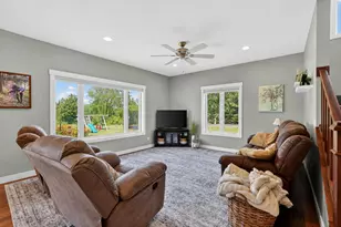 217 Skyline Dr, Wabasha, MN 55981 - Photo 13