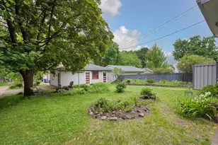 1854 Laurel Ave, Saint Paul, MN 55104 - Photo 11