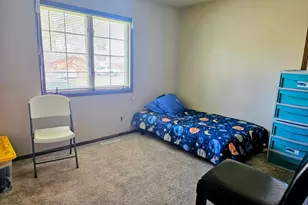 404 Stanley St, West Saint Paul, MN 55118 - Photo 9
