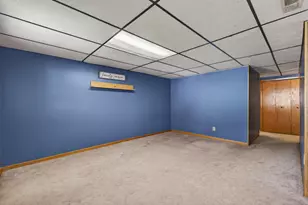 479 Jessamine Ave E, Saint Paul, MN 55130 - Photo 17