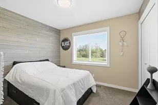 672 Laurie Ln, Hudson, WI 54016 - Photo 23